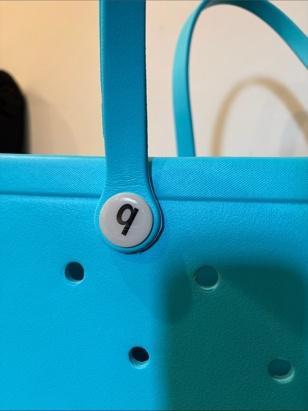 Bogg Bag Beach Tote in Breakfast at Tiffany's - Picture 7 of 10